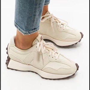 New Balance 327 Angora and Sea Salt women size 7. New without tags, no box